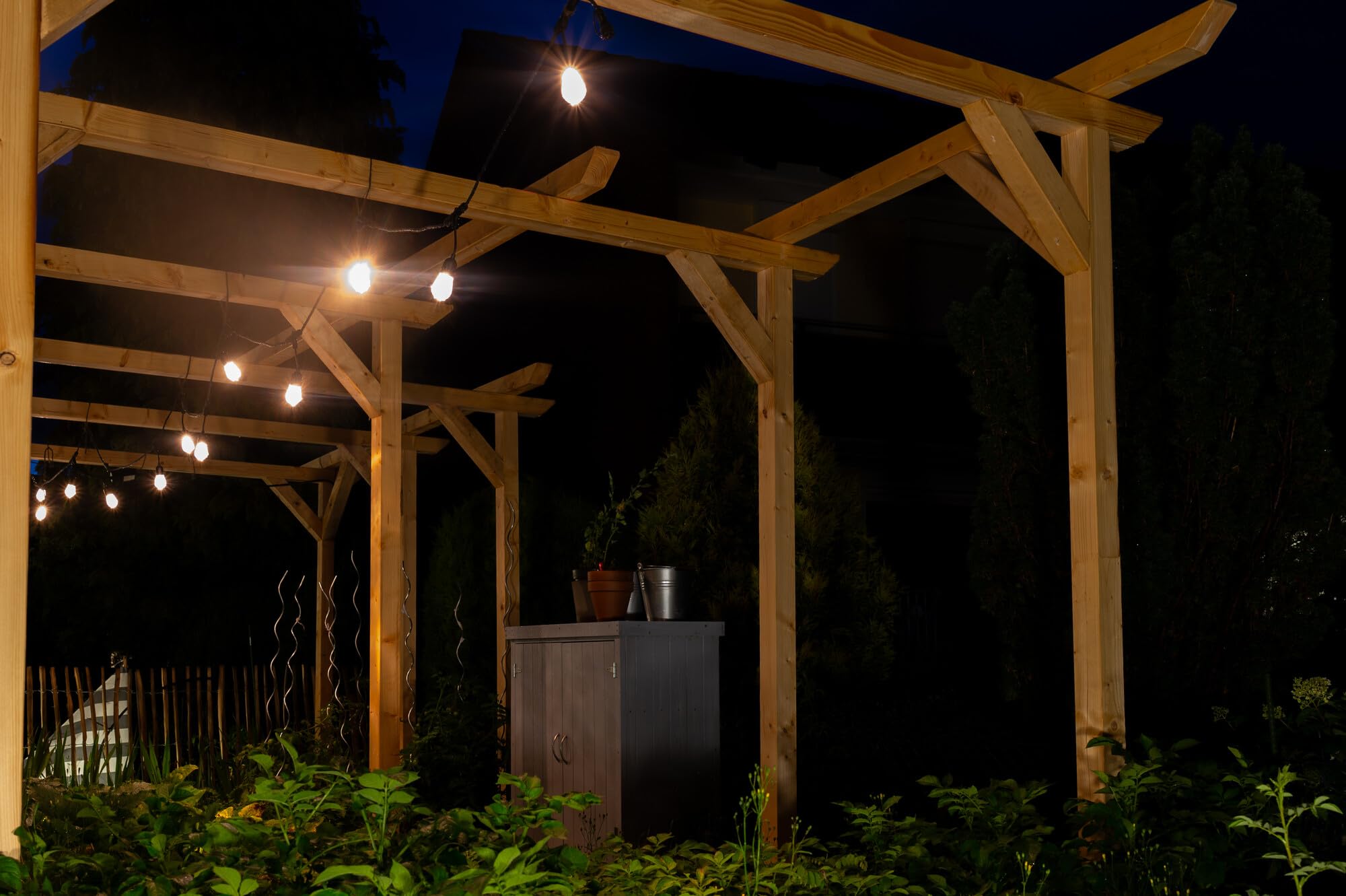 ams OSRAM SMART+ Outdoor WiFi Lichterkette IP44 schwarz