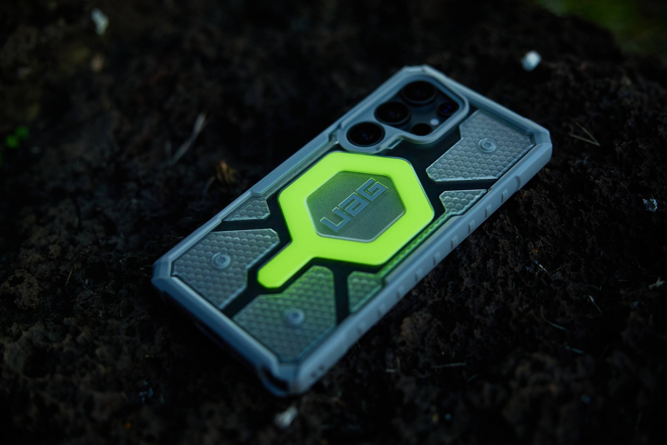 UAG Pathfinder Clear Galaxy S25 Ultra Hülle Neon mit Lanyard