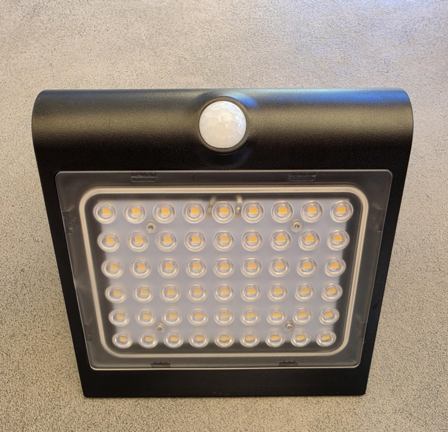 ams OSRAM ENDURA Butterfly Solar-Flutlicht 4W schwarz