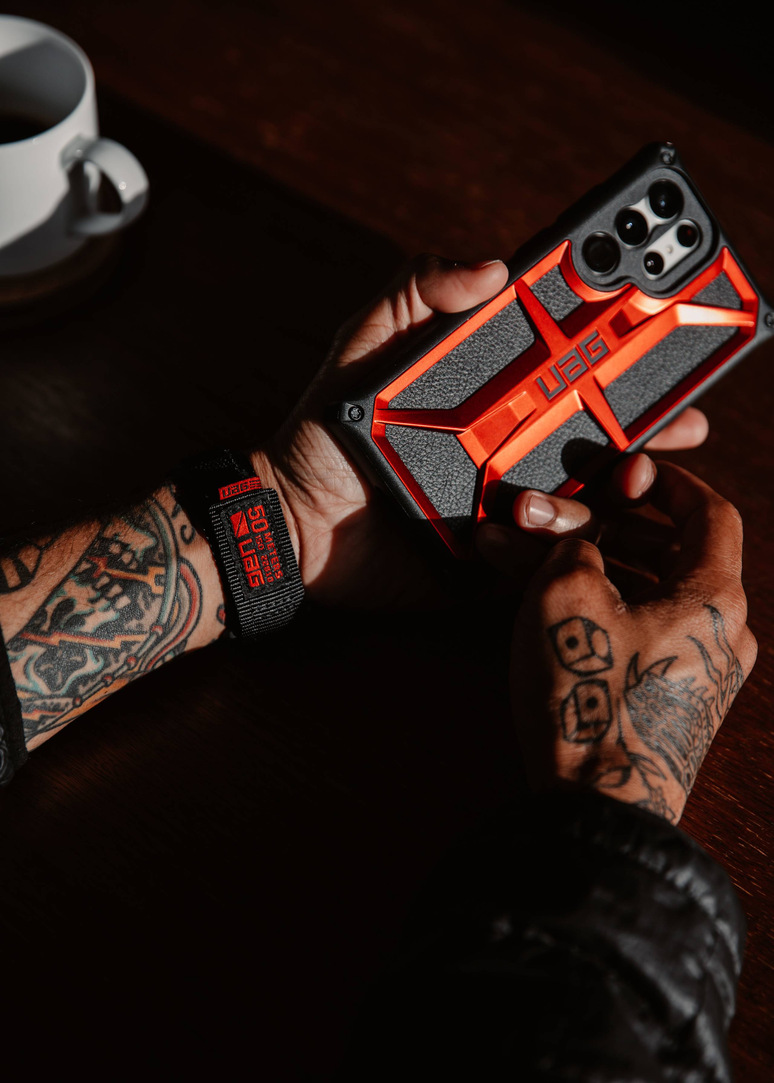 UAG Monarch Galaxy S22 Plus Handyhülle Leder 5-fach Schutz