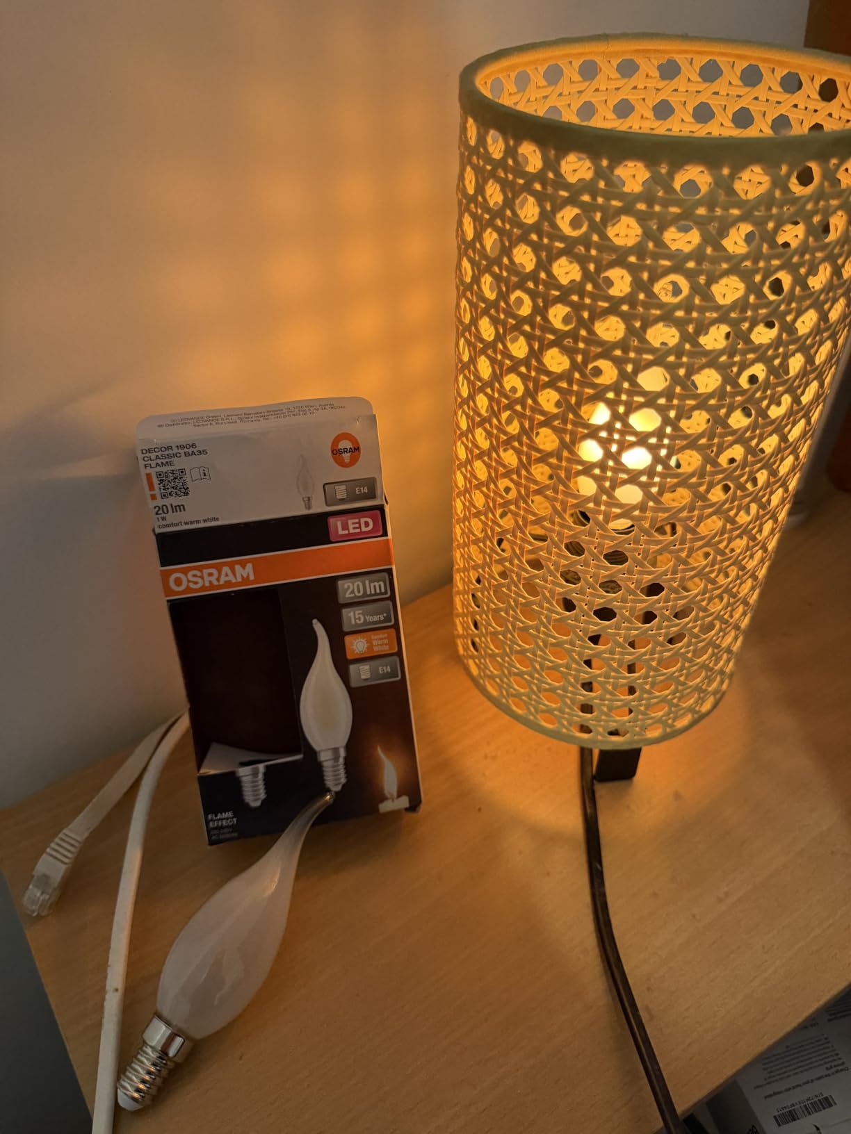 ams OSRAM LED-Lampe E14 Flammeneffekt matt 1W