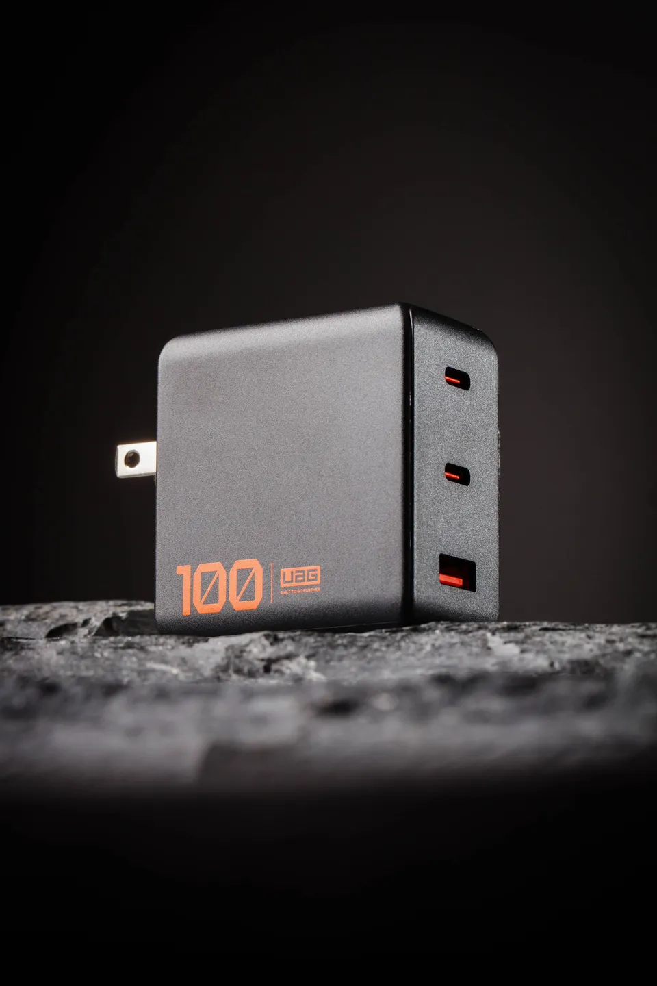 UAG SRGE 100W Wandladegerät GaN 3-Port USB-C schnell