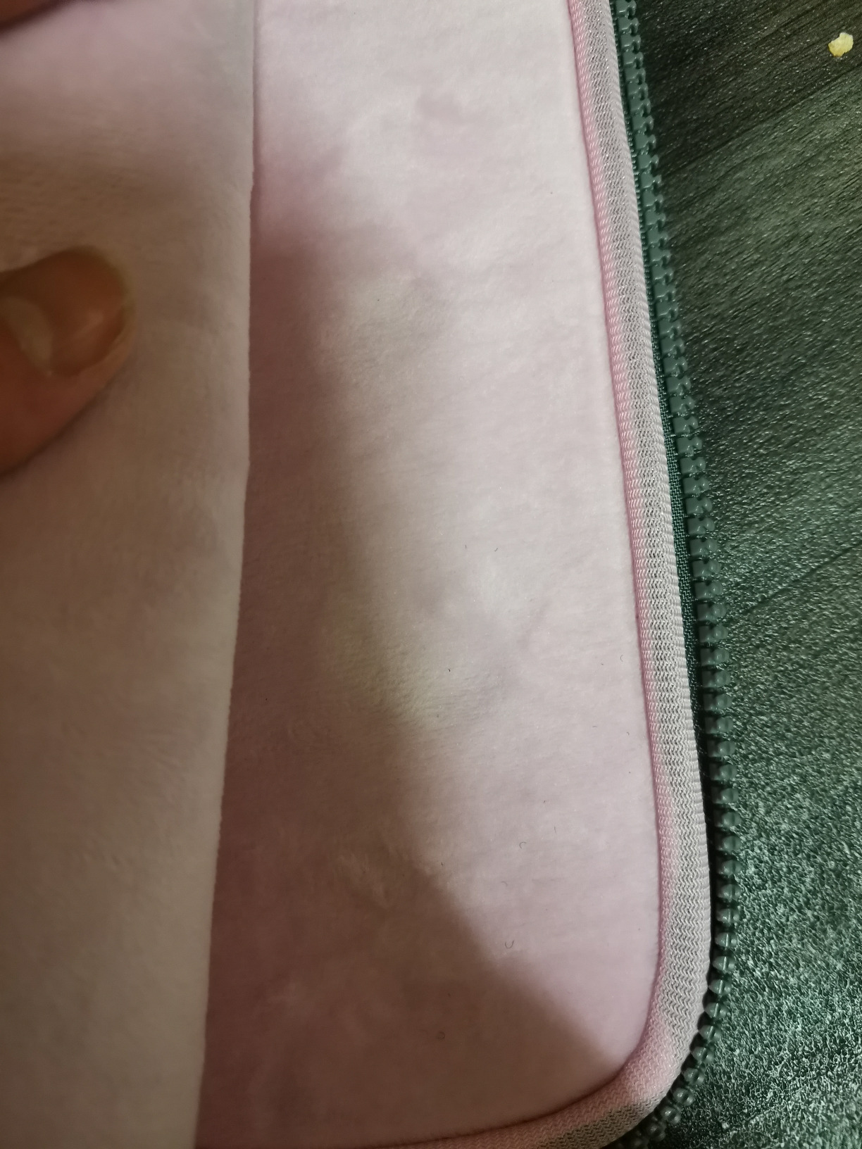 Mobilis Laptop Sleeve 14 Zoll Memory-Foam grau rosa