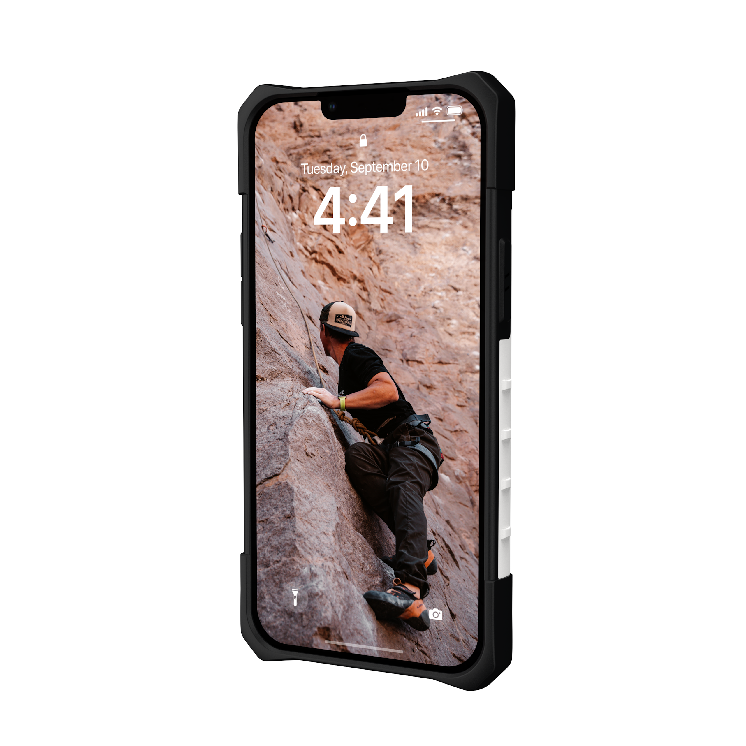 UAG Pathfinder iPhone 14 Plus Hülle schwarz stoßfest