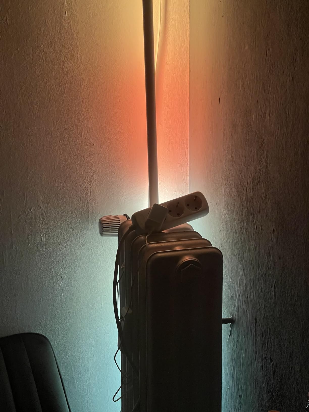 ams OSRAM SMART+ Stehleuchte 1,4m schwarz RGBW WiFi