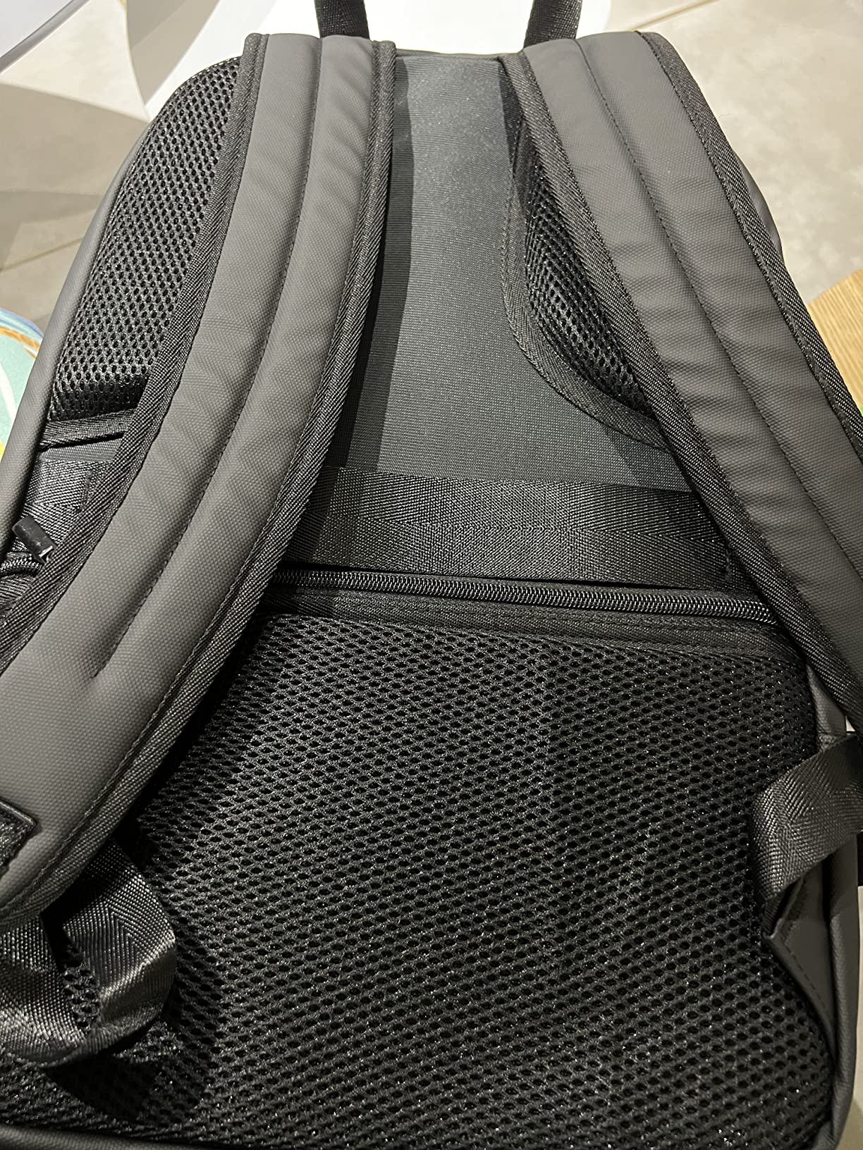 Mobilis The One Laptop-Rucksack 15,6 Zoll 30 L schwarz