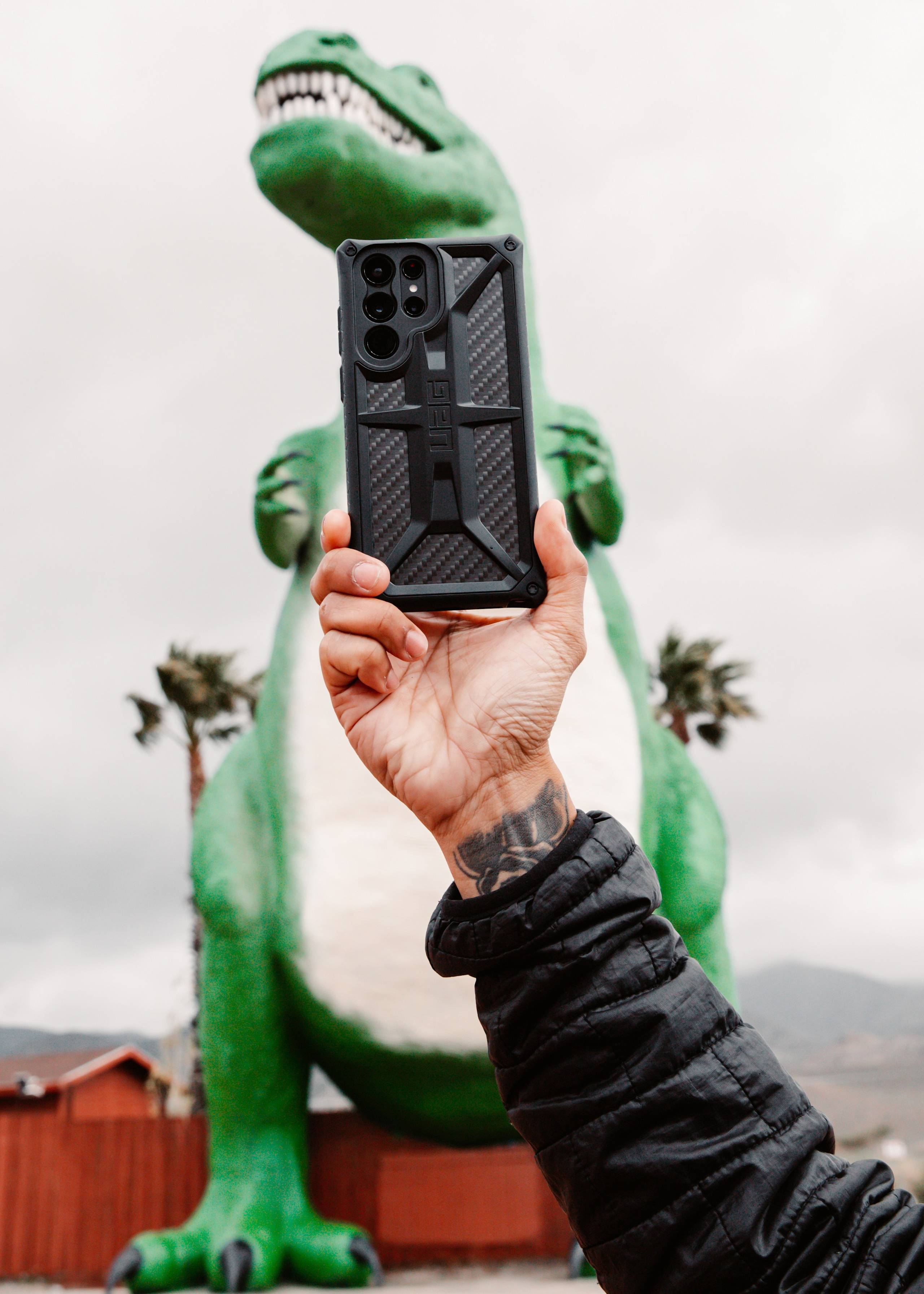 UAG Monarch Galaxy S22 Plus Handyhülle Leder 5-fach Schutz