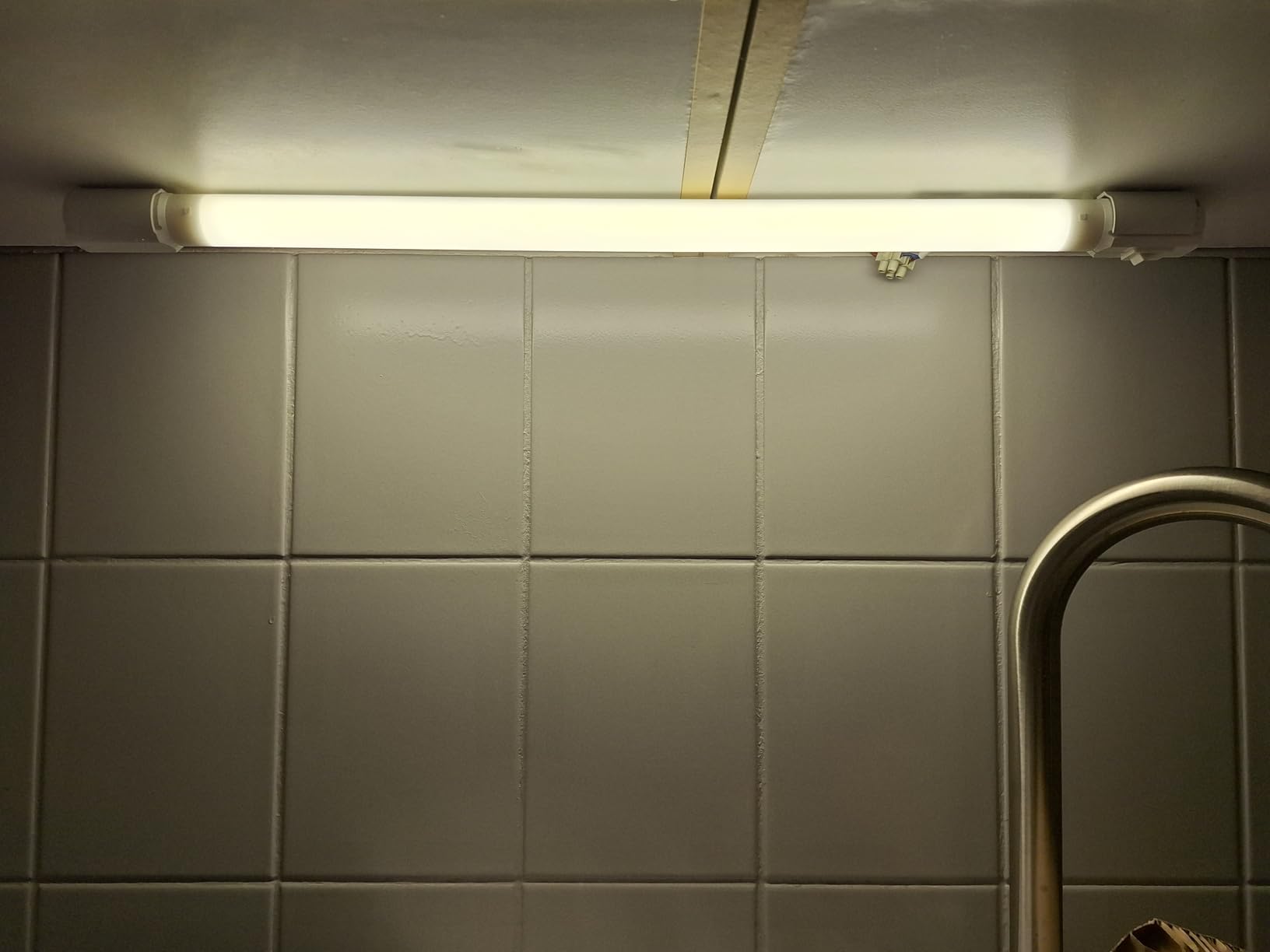 ams OSRAM SMART+ TubeKIT LED-Lichtleiste 600mm kaltweiß