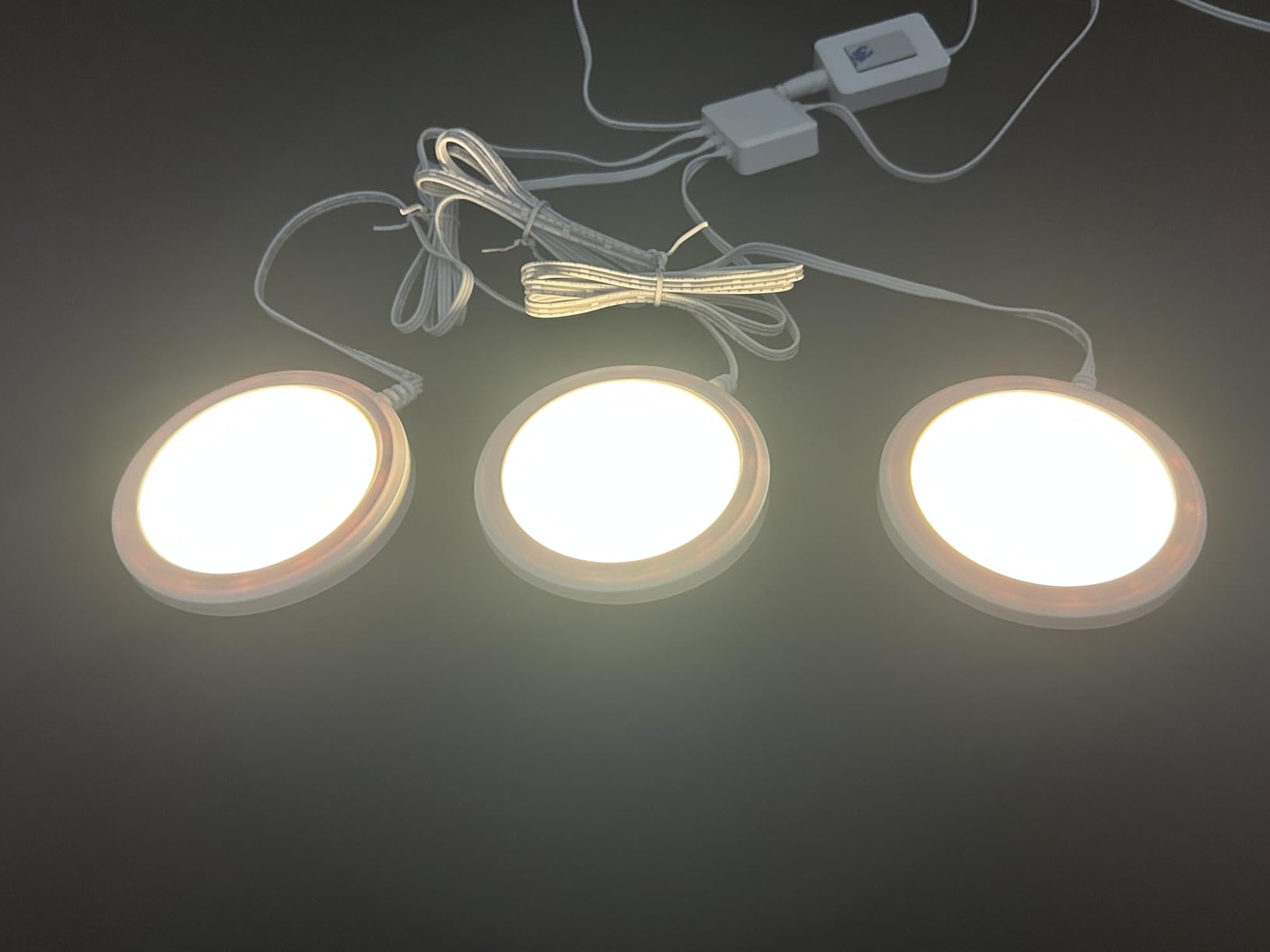 OSRAM SMART+ WiFi Unterschrankleuchte Basis Round weiß