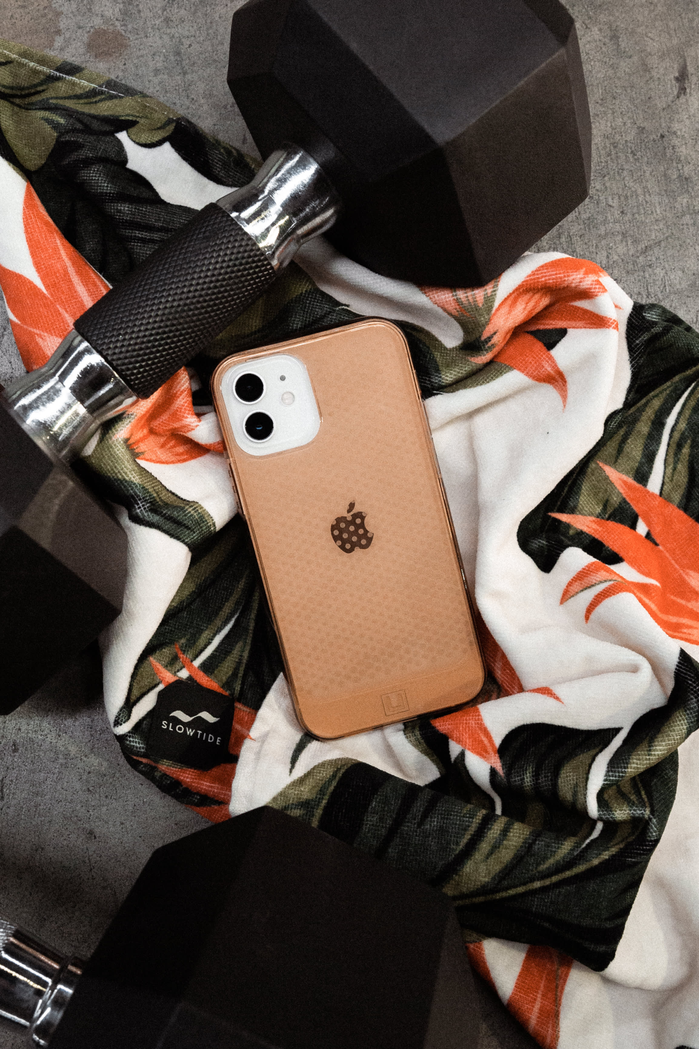 UAG Lucent iPhone 12 Pro 5G Hülle transparent dünn