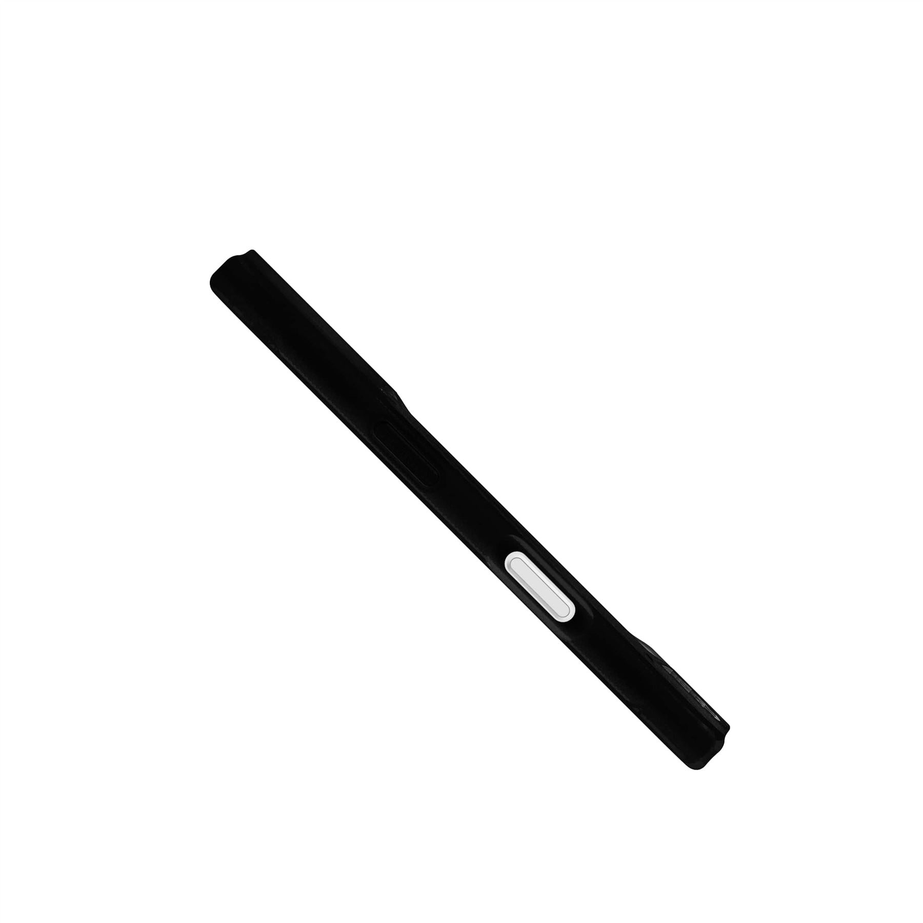 Tech21 EvoArmor iPhone 16 Hülle Schwarz MagSafe 4,9 m