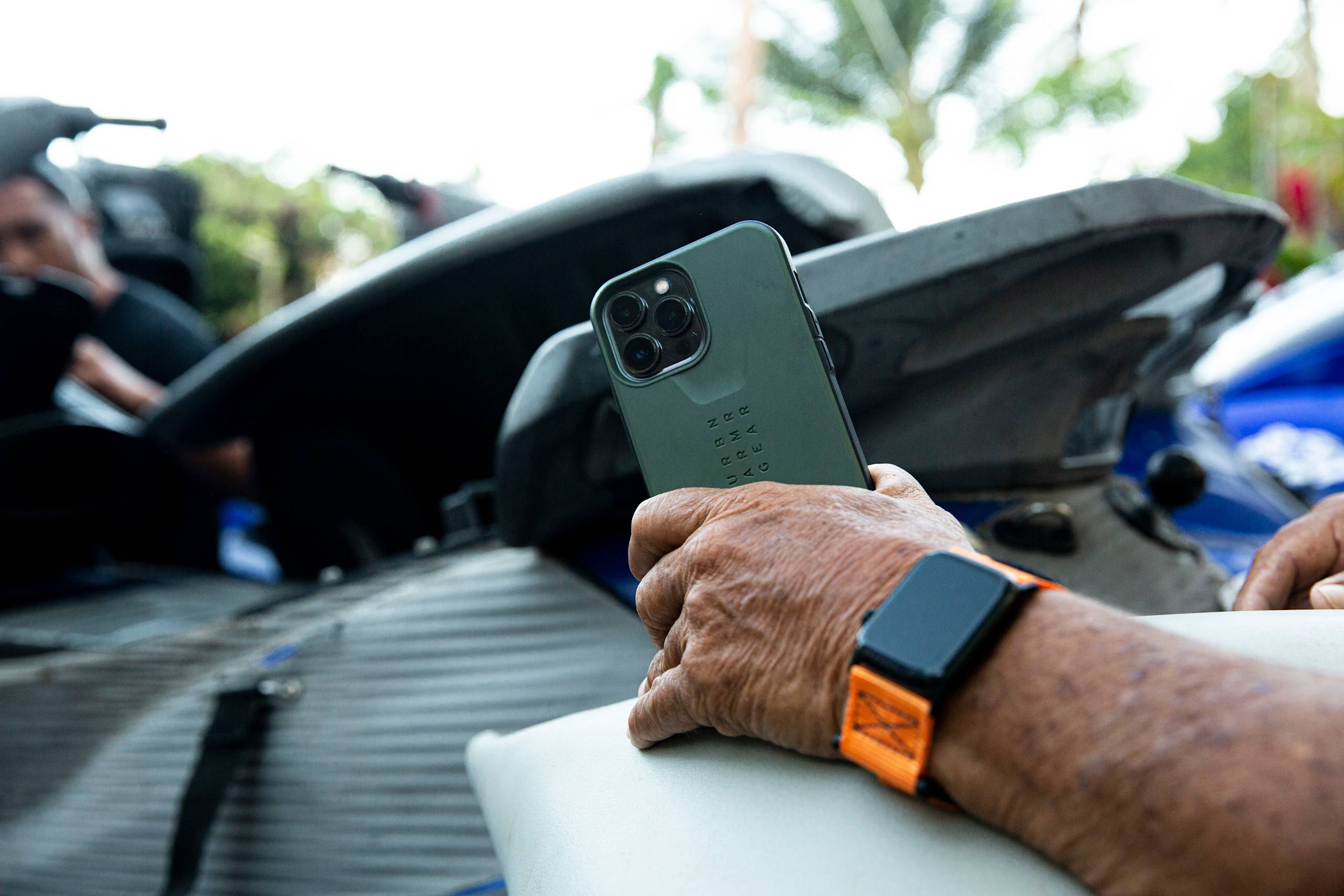 UAG Civilian iPhone 13 Pro Hülle Schutzhülle