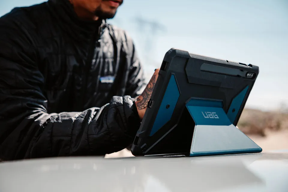 UAG Metropolis SE Galaxy Tab S8 Plus 12.4 Folio Hülle