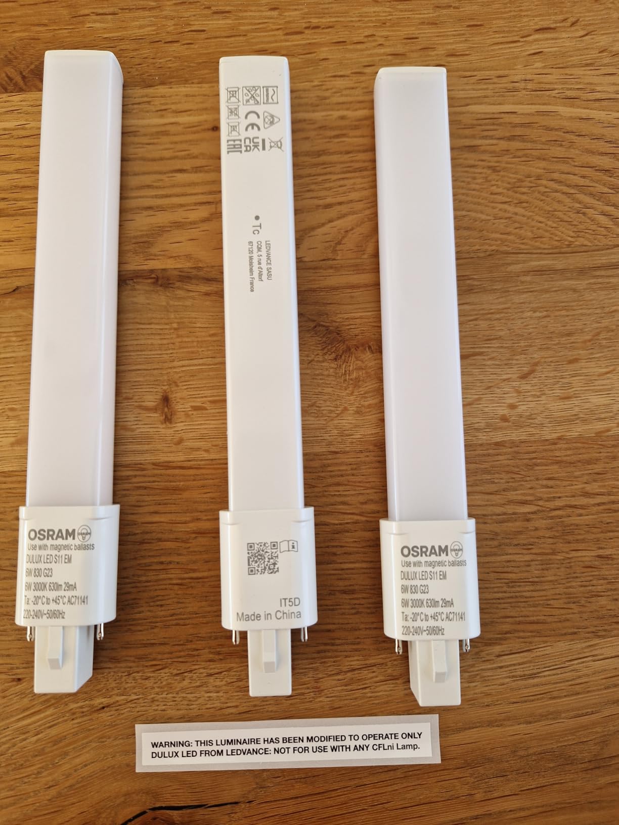 ams OSRAM DULUX S11 LED Kompaktlampe G23 6W warmweiß