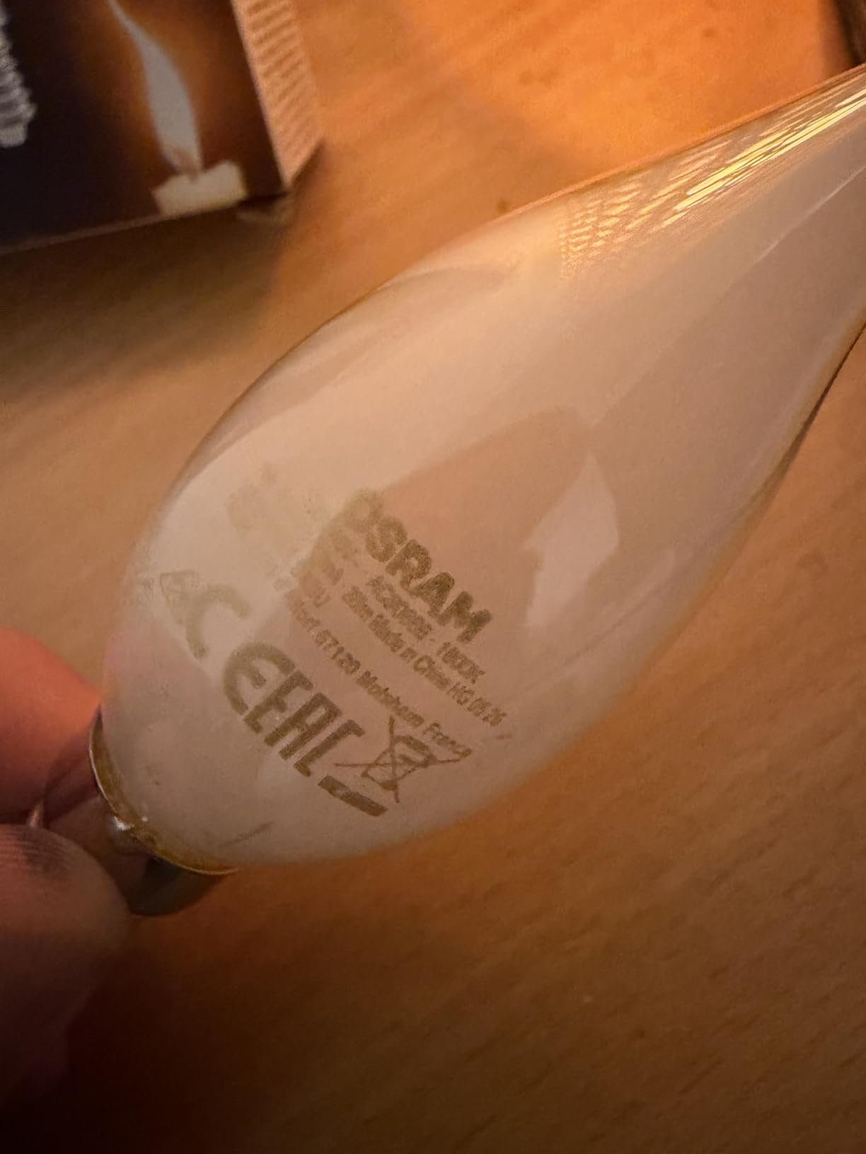 ams OSRAM LED-Lampe E14 Flammeneffekt matt 1W