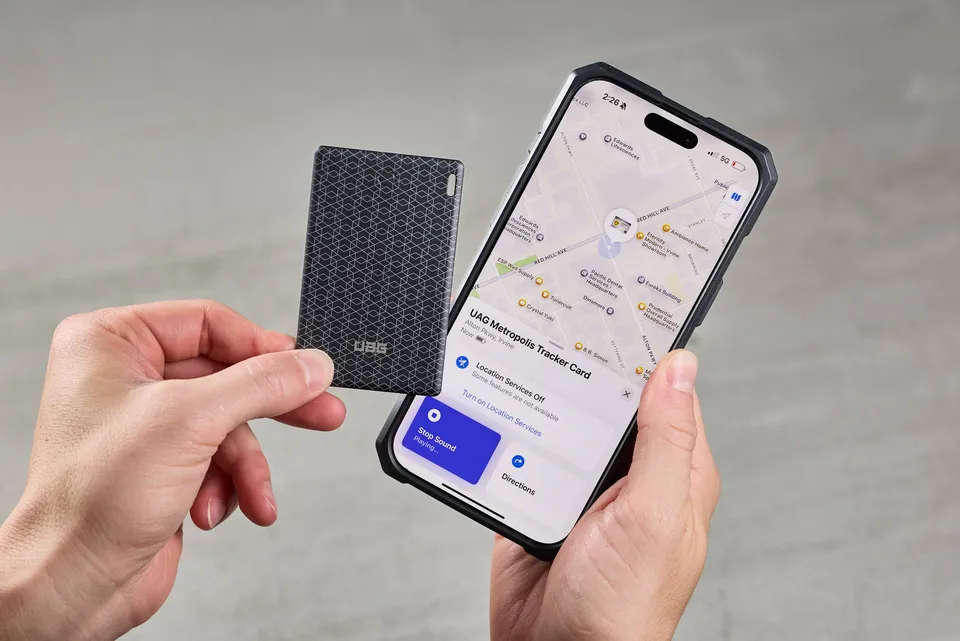 UAG Metropolis Dual Tracker Card GPS Tracker Find My